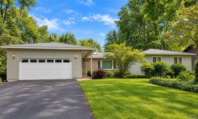 3425 Linda Lane, Clay, NY 13027