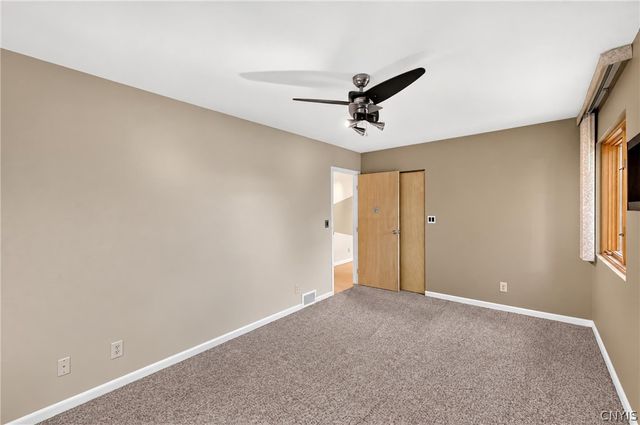 3425 Linda Lane, Clay, NY 13027