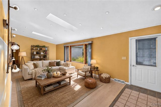 3425 Linda Lane, Clay, NY 13027
