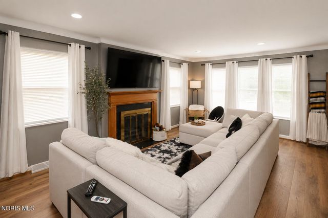 3517 Douglas Road, Toledo, OH 43606