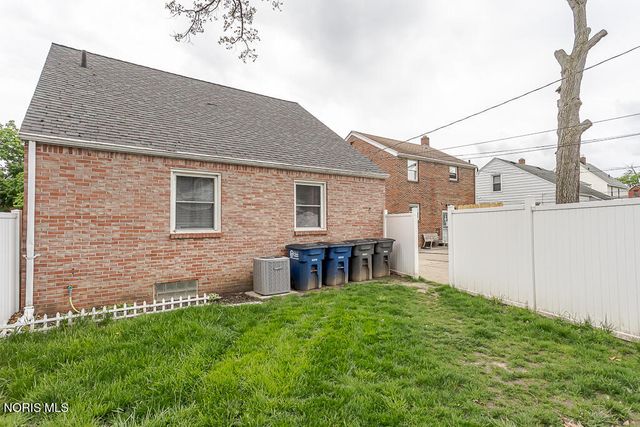 3517 Douglas Road, Toledo, OH 43606