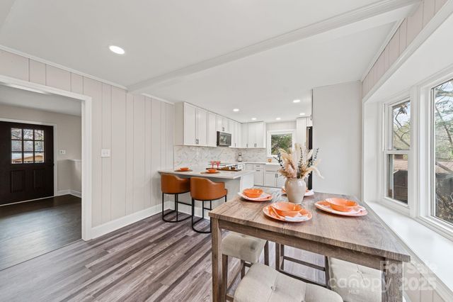 6514 Highwood Place, Charlotte, NC 28210