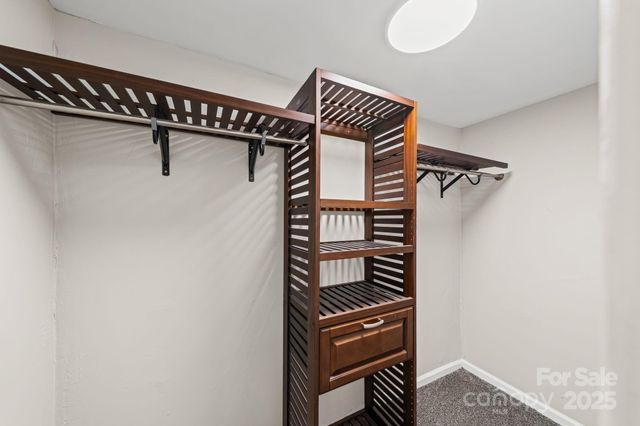 6514 Highwood Place, Charlotte, NC 28210