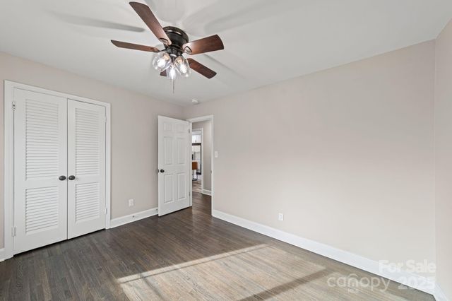 6514 Highwood Place, Charlotte, NC 28210