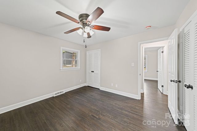 6514 Highwood Place, Charlotte, NC 28210