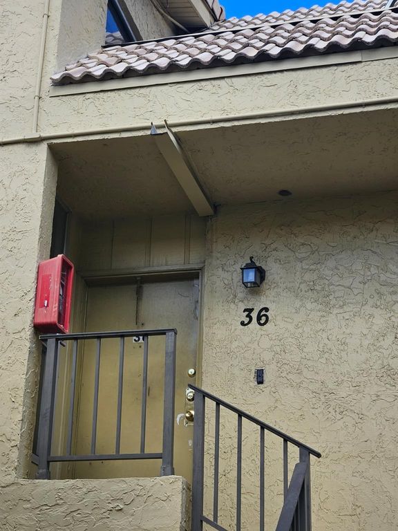 8401 W Sample Rd 36, Coral Springs, FL 33065