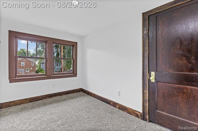 712 Chalmers Street, Detroit, MI 48215