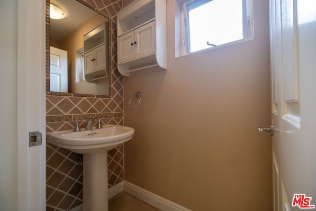 6645 Esplanade, Playa Del Rey, CA 90293