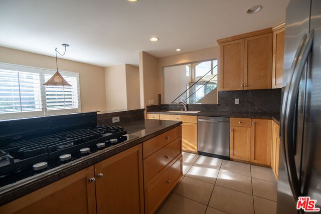 6645 Esplanade, Playa Del Rey, CA 90293