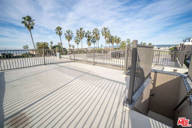 6645 Esplanade, Playa Del Rey, CA 90293