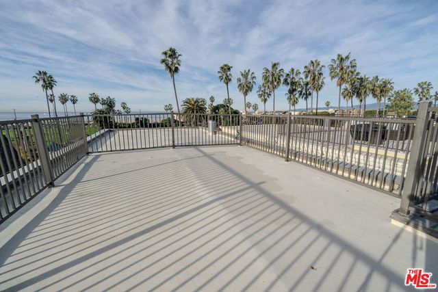 6645 Esplanade, Playa Del Rey, CA 90293