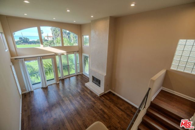 6645 Esplanade, Playa Del Rey, CA 90293