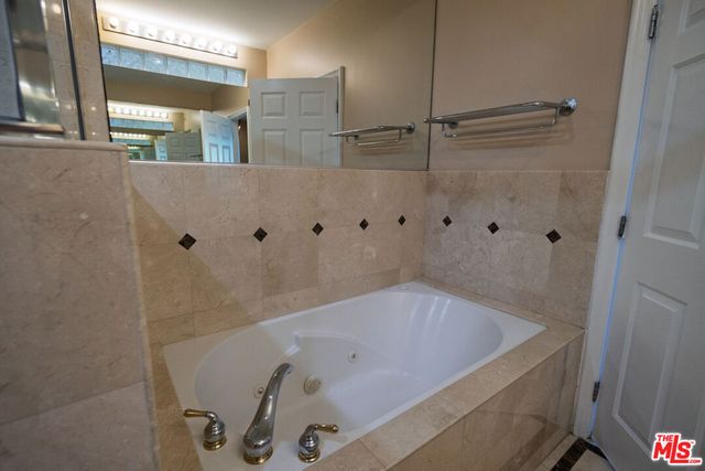 6645 Esplanade, Playa Del Rey, CA 90293