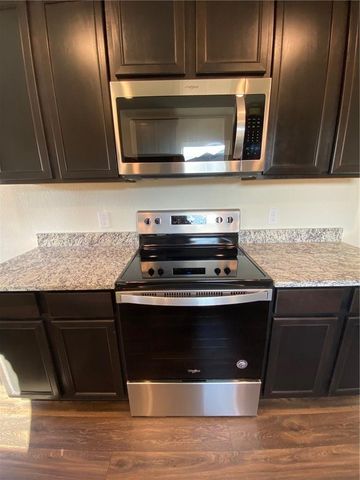 401 Hyacinth WAY, Jarrell, TX 76537