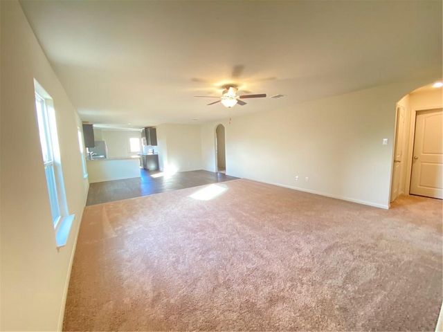 401 Hyacinth WAY, Jarrell, TX 76537