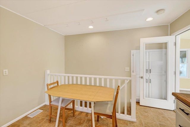 5316 Healy Lane, Monona, WI 53716