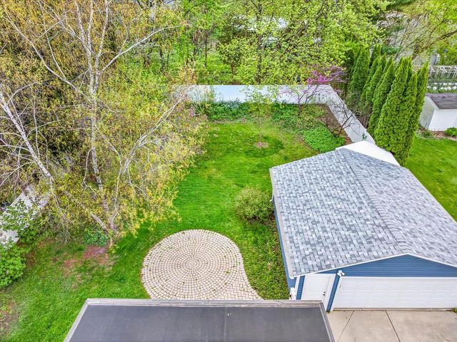 5316 Healy Lane, Monona, WI 53716