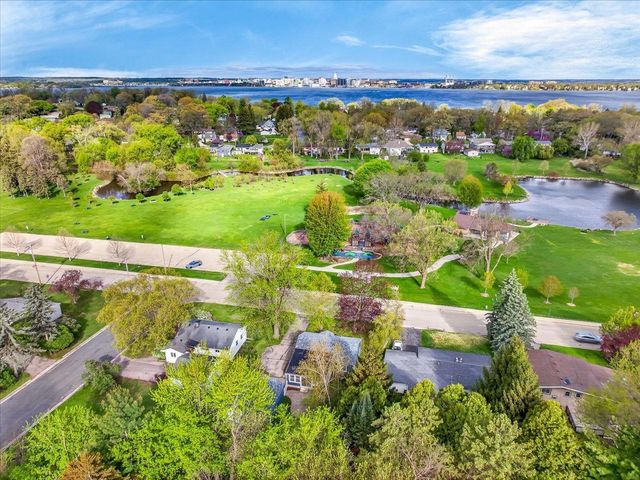 5316 Healy Lane, Monona, WI 53716