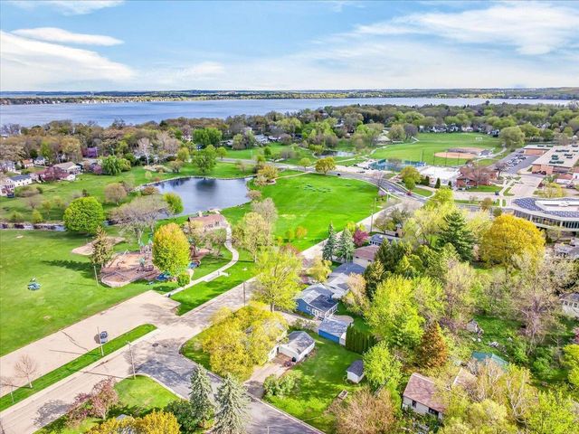 5316 Healy Lane, Monona, WI 53716