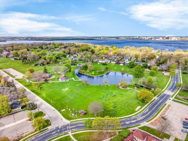 5316 Healy Lane, Monona, WI 53716