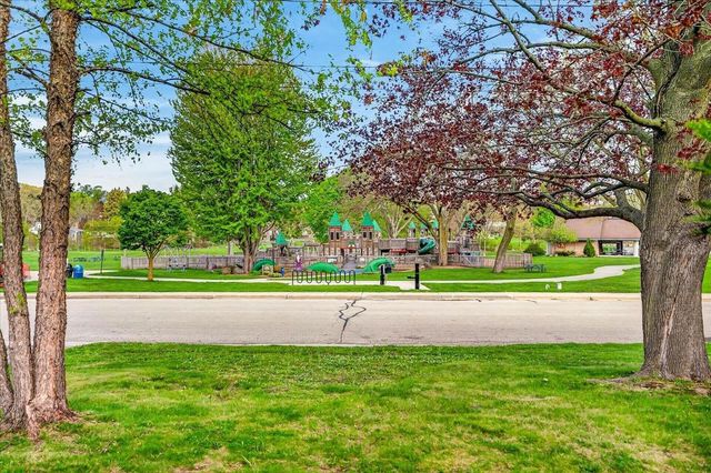 5316 Healy Lane, Monona, WI 53716
