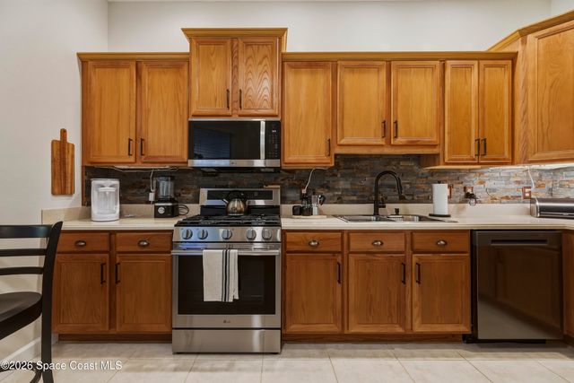 565 Greenleaf Lane, Titusville, FL 32780