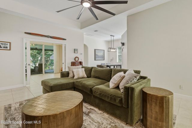 565 Greenleaf Lane, Titusville, FL 32780