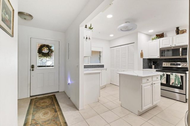 6304 PELICAN DRIVE, Bradenton, FL 34210