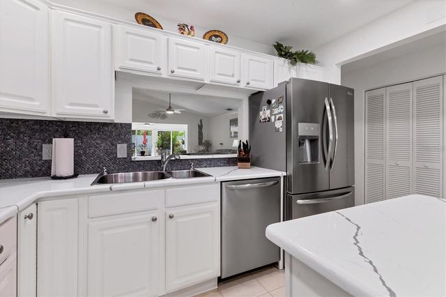 6304 PELICAN DRIVE, Bradenton, FL 34210