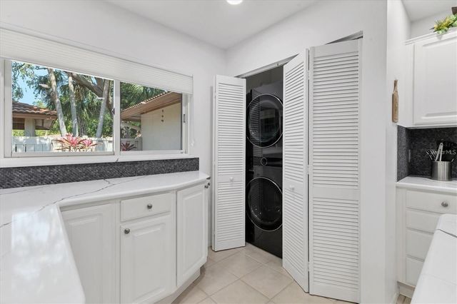 6304 PELICAN DRIVE, Bradenton, FL 34210