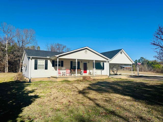3558 142 HWY, Selmer, TN 38375