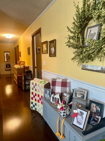 3558 142 HWY, Selmer, TN 38375