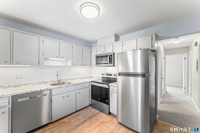 24 Glenwood Avenue 8, Norwalk, CT 06854