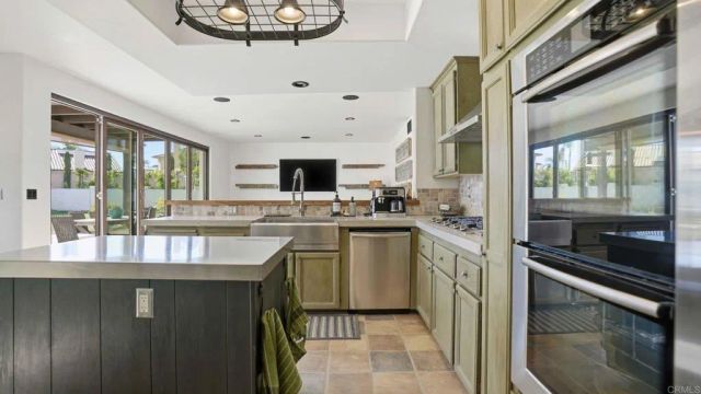 1584 White Horse Court, Bonita, CA 91902