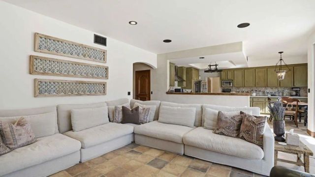 1584 White Horse Court, Bonita, CA 91902