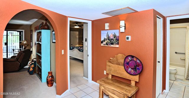 8589 N Candlewood Loop, Tucson, AZ 85704