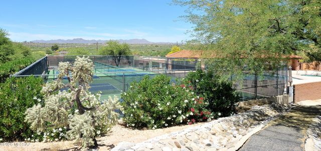 8589 N Candlewood Loop, Tucson, AZ 85704