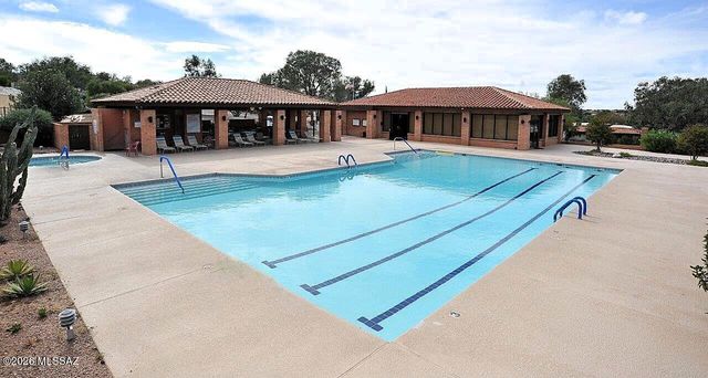 8589 N Candlewood Loop, Tucson, AZ 85704