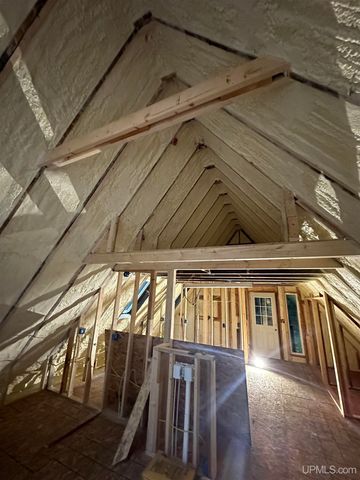 N3443 16 Mile Lake Road, Munising, MI 49862