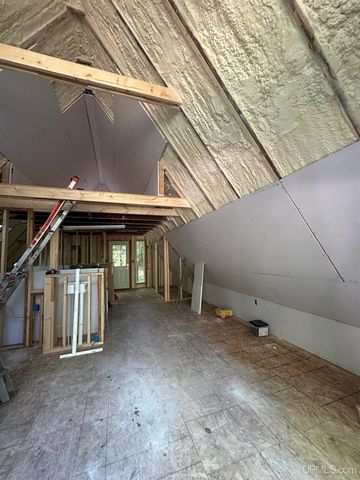 N3443 16 Mile Lake Road, Munising, MI 49862