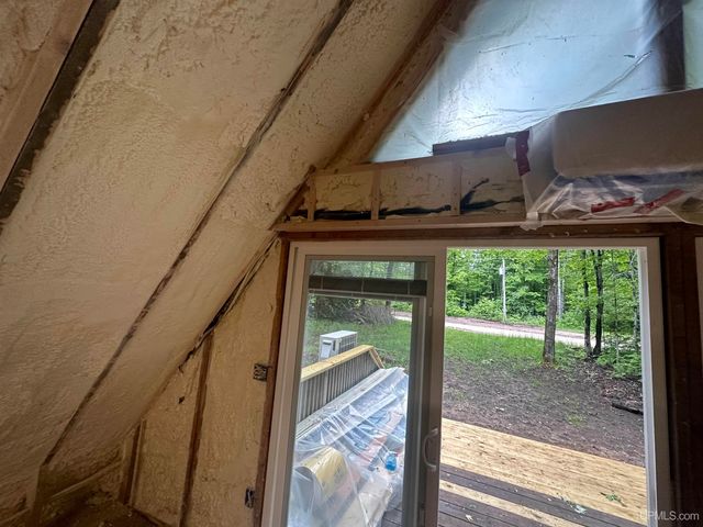 N3443 16 Mile Lake Road, Munising, MI 49862