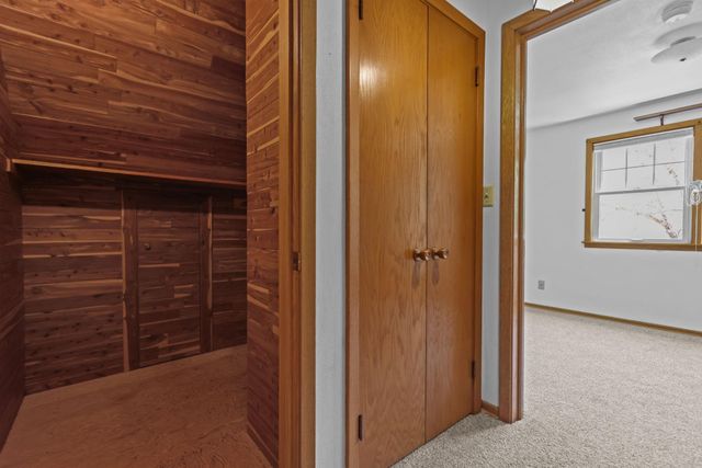 848 Larpenteur Avenue W, Saint Paul, MN 55113