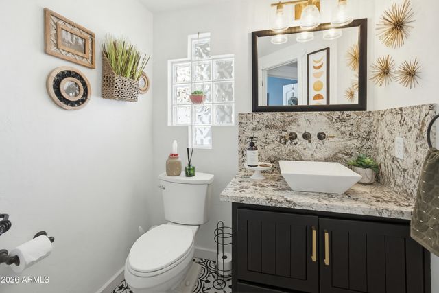 4746 N GREENVIEW Circle W, Litchfield Park, AZ 85340