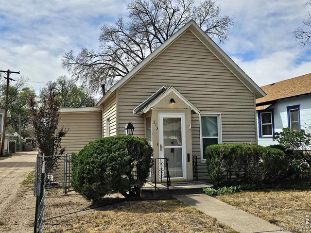 313 Lincoln Street, Sterling, CO 80751