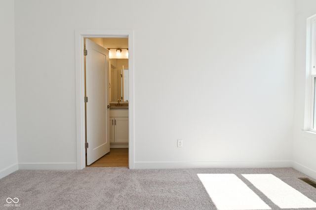 2452 Peoples Drive, Indianapolis, IN 46205