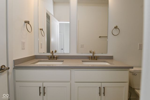 2452 Peoples Drive, Indianapolis, IN 46205