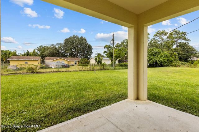 2158 Jupiter Boulevard SW, Palm Bay, FL 32908