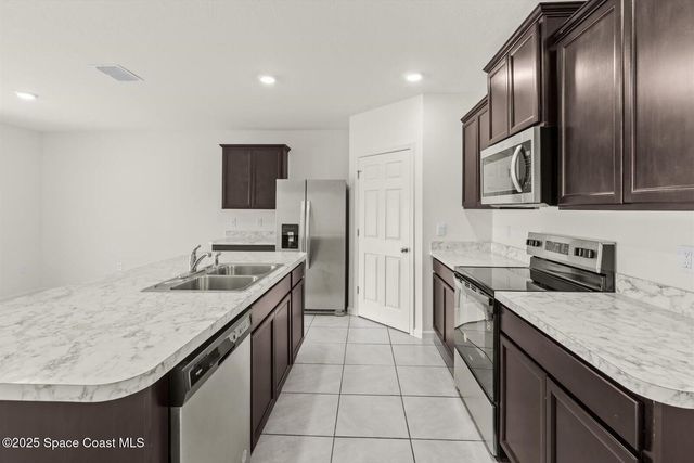 2158 Jupiter Boulevard SW, Palm Bay, FL 32908