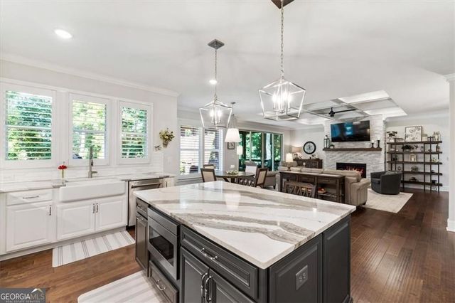 235 Grandmar Chase, Canton, GA 30115