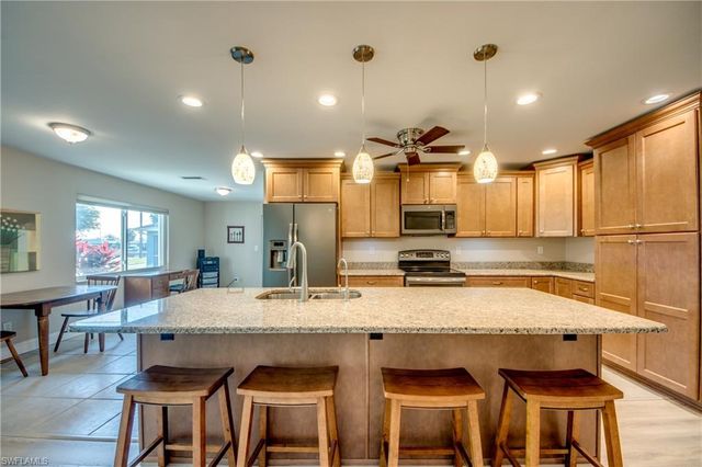 4425 SE 13th AVE, Cape Coral, FL 33904